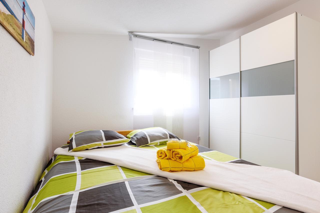 Studio Apartment Maslina Gornji Karin Extérieur photo
