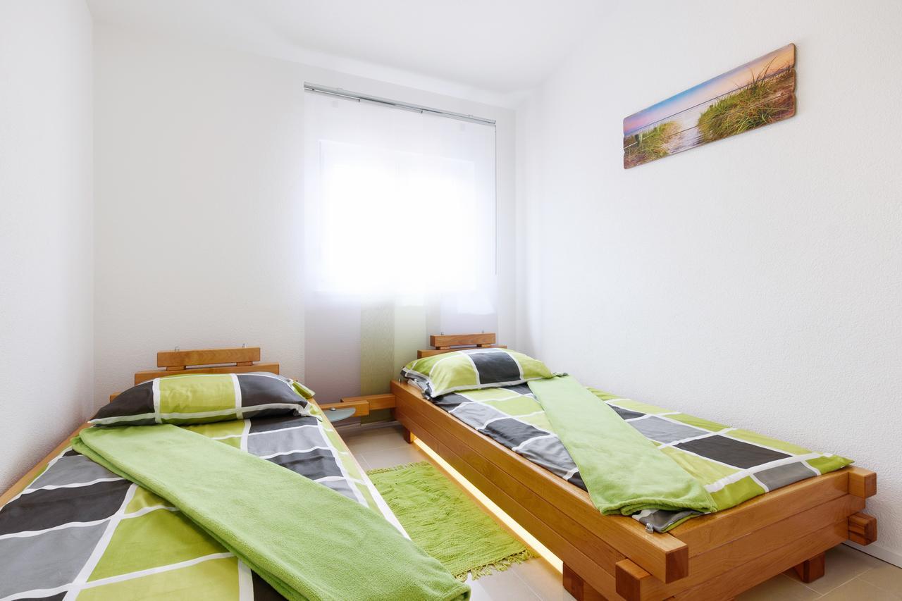 Studio Apartment Maslina Gornji Karin Extérieur photo